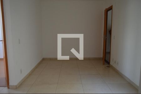 Sala de apartamento à venda com 2 quartos, 43m² em Ch Reunidas St Terezinha, Contagem