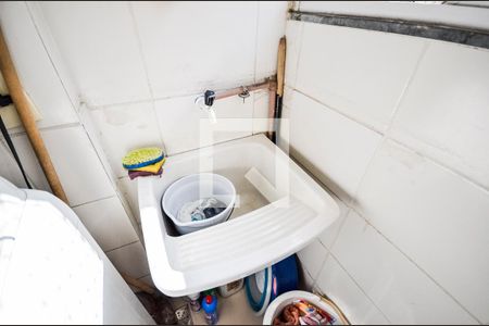 Apartamento à venda com 48m², 2 quartos e 1 vaga Apartamento à venda com 48m², 2 quartos e 1 vagaCozinha e Área de Serviço