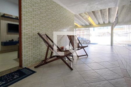 Casa para alugar com 112m², 2 quartos e 3 vagas Casa para alugar com 112m², 2 quartos e 3 vagasGaragem