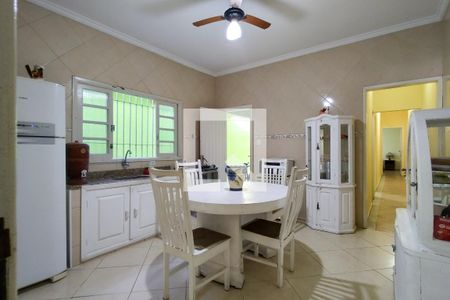 Casa para alugar com 112m², 2 quartos e 3 vagas Casa para alugar com 112m², 2 quartos e 3 vagasCozinha