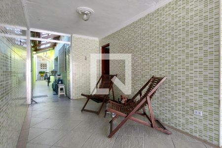 Casa para alugar com 112m², 2 quartos e 3 vagas Casa para alugar com 112m², 2 quartos e 3 vagasGaragem