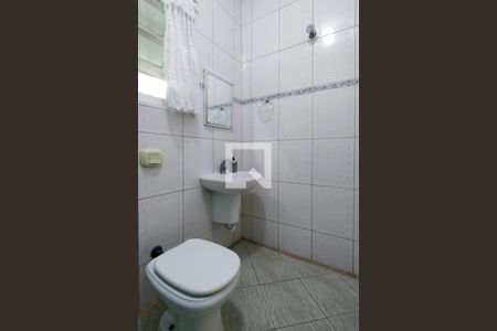 Casa para alugar com 112m², 2 quartos e 3 vagas Casa para alugar com 112m², 2 quartos e 3 vagasBanheiro