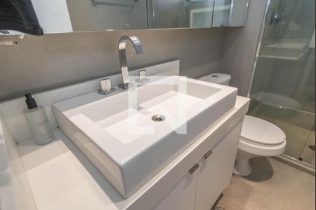 Apartamento à venda com 69m², 1 quarto e 2 vagas Apartamento à venda com 69m², 1 quarto e 2 vagasBanheiro da Suíte