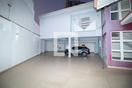 Casa à venda com 510m², 4 quartos e 7 vagasÁrea externa 