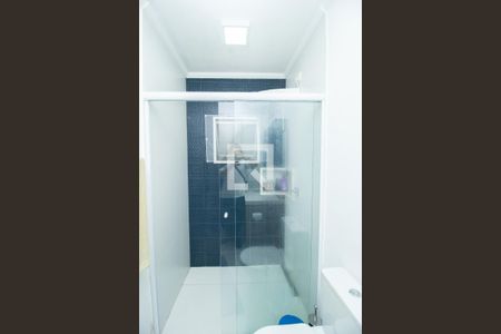 Casa à venda com 510m², 4 quartos e 7 vagasQuarto 2  - Banheiro 