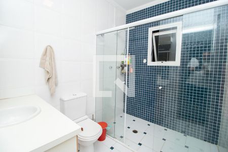 Casa à venda com 510m², 4 quartos e 7 vagasQuarto 3 - Banheiro 