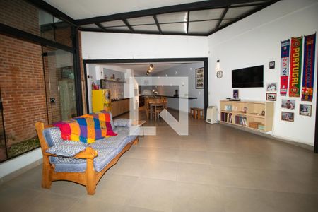 Casa à venda com 510m², 4 quartos e 7 vagasSala 