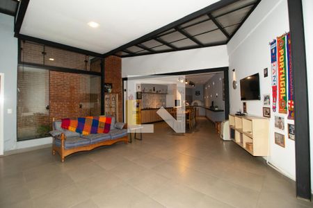 Casa à venda com 510m², 4 quartos e 7 vagasSala
