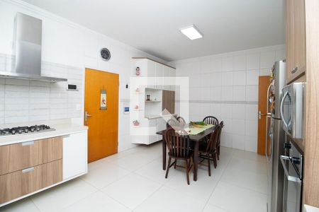 Casa à venda com 510m², 4 quartos e 7 vagasCozinha