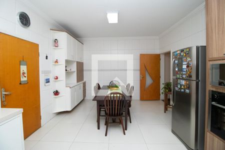 Casa à venda com 510m², 4 quartos e 7 vagasCozinha