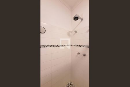 Casa de condomínio para alugar com 230m², 4 quartos e 3 vagasBanheiro da Suíte