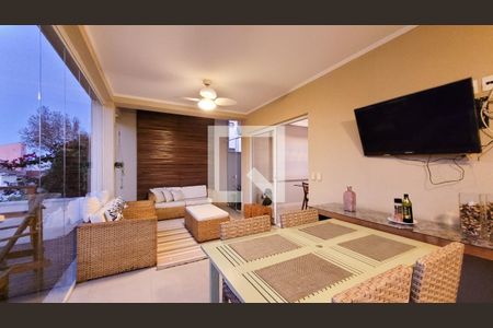 Casa de condomínio para alugar com 230m², 4 quartos e 3 vagasÁrea gourmet