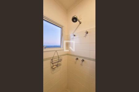 Casa de condomínio para alugar com 230m², 4 quartos e 3 vagasBanheiro suite master