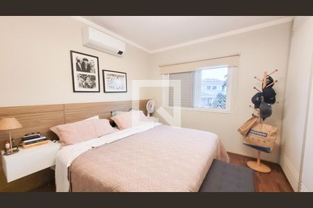 Casa de condomínio para alugar com 230m², 4 quartos e 3 vagasSuíte