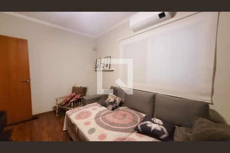 Sala de TV de casa de condomínio para alugar com 4 quartos, 230m² em Loteamento Caminhos de San Conrado (sousas), Campinas