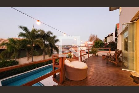 Casa de condomínio para alugar com 230m², 4 quartos e 3 vagasdeck