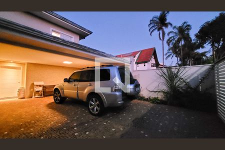 Casa de condomínio para alugar com 230m², 4 quartos e 3 vagasGaragem