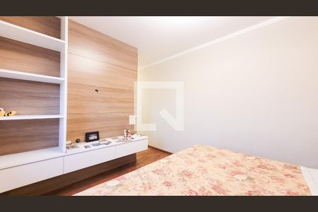 Casa de condomínio para alugar com 230m², 4 quartos e 3 vagasSuíte master