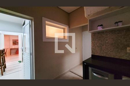 Casa de condomínio para alugar com 230m², 4 quartos e 3 vagasLavanderia