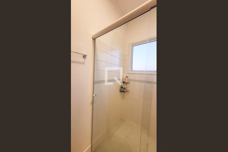 Casa de condomínio para alugar com 230m², 4 quartos e 3 vagasBanheiro suite master