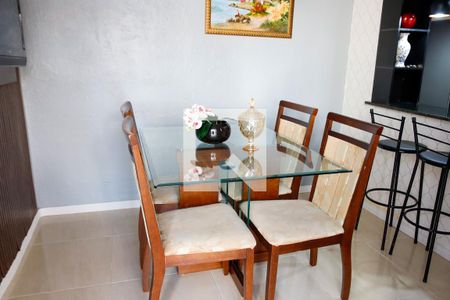 sala de casa à venda com 2 quartos, 160m² em Vila Yolanda, Osasco