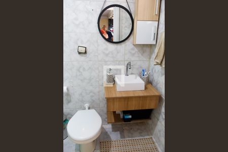 Casa à venda com 160m², 2 quartos e 1 vaga Casa à venda com 160m², 2 quartos e 1 vagaBanheiro