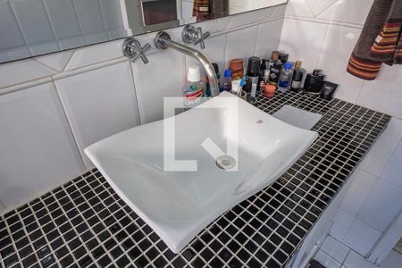 Apartamento à venda com 54m², 1 quarto e 1 vagaSuíte - Banheiro