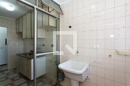 Apartamento à venda com 64m², 2 quartos e 1 vagaÁrea de Serviço