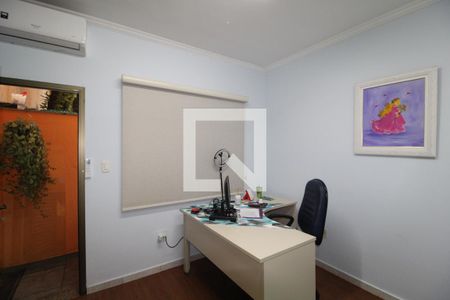 Casa à venda com 400m², 4 quartos e 4 vagasEscritório
