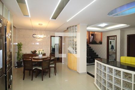 Casa à venda com 400m², 4 quartos e 4 vagascozinha