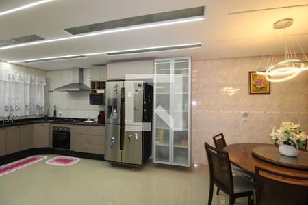 Casa à venda com 400m², 4 quartos e 4 vagascozinha
