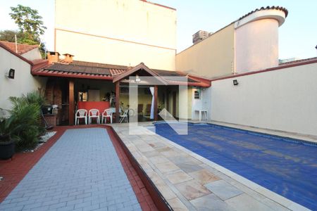 Casa à venda com 400m², 4 quartos e 4 vagasárea de lazer - piscina e churrasqueira