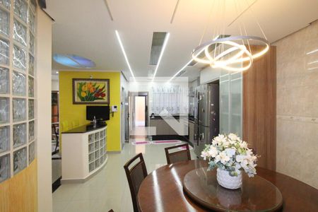 Casa à venda com 400m², 4 quartos e 4 vagascozinha
