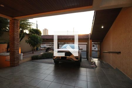 Casa à venda com 400m², 4 quartos e 4 vagas Casa à venda com 400m², 4 quartos e 4 vagasGaragem