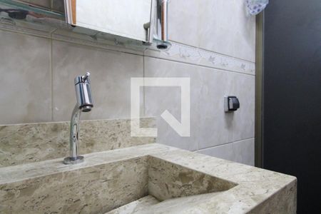 Casa à venda com 400m², 4 quartos e 4 vagasBanheiro Social 