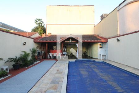 Casa à venda com 400m², 4 quartos e 4 vagasárea de lazer - piscina e churrasqueira