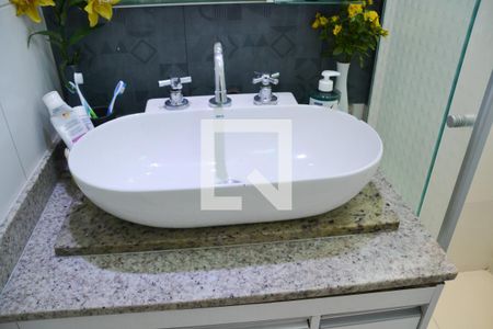 Apartamento à venda com 96m², 3 quartos e 2 vagasQuarto 3 Suíte Banheiro