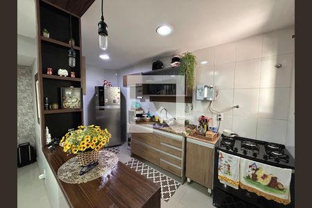 Casa de condomínio à venda com 68m², 2 quartos e 1 vagaCozinha