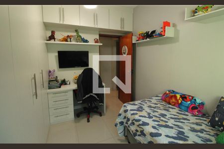 Casa de condomínio à venda com 68m², 2 quartos e 1 vagaQuarto