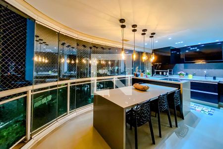 Apartamento à venda com 150m², 3 quartos e 5 vagasVaranda gourmet