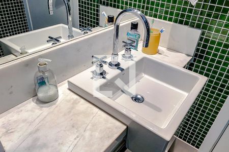 Apartamento à venda com 150m², 3 quartos e 5 vagasBanheiro 2 Quarto 1 - Suíte Master