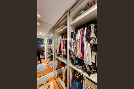 Apartamento à venda com 150m², 3 quartos e 5 vagasCloset Quarto 1 - Suíte Master