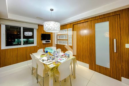 Apartamento à venda com 150m², 3 quartos e 5 vagasSala de Almoço