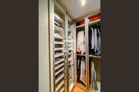 Apartamento à venda com 150m², 3 quartos e 5 vagasCloset Quarto 1 - Suíte Master