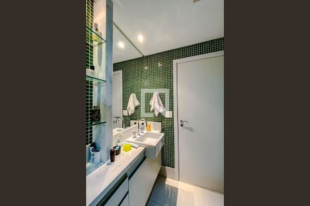 Apartamento à venda com 150m², 3 quartos e 5 vagasBanheiro 2 Quarto 1 - Suíte Master