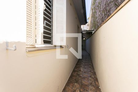 Casa à venda com 180m², 3 quartos e 1 vagaCorredor Externo