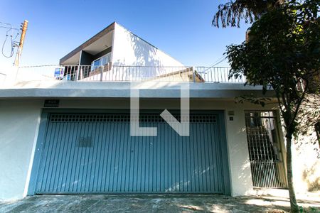 Casa à venda com 180m², 3 quartos e 1 vagaFachada
