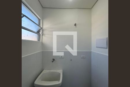 Casa para alugar com 37m², 1 quarto e 1 vagaÁrea de Serviço