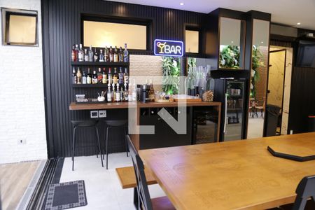 Casa de condomínio à venda com 350m², 3 quartos e 4 vagasBar