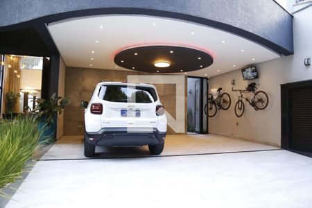 Casa de condomínio à venda com 350m², 3 quartos e 4 vagasGaragem